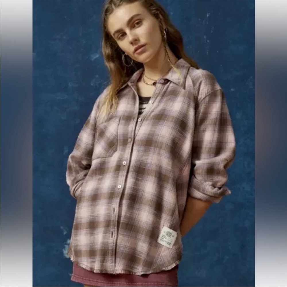 New BDG button up pink and brown flannel